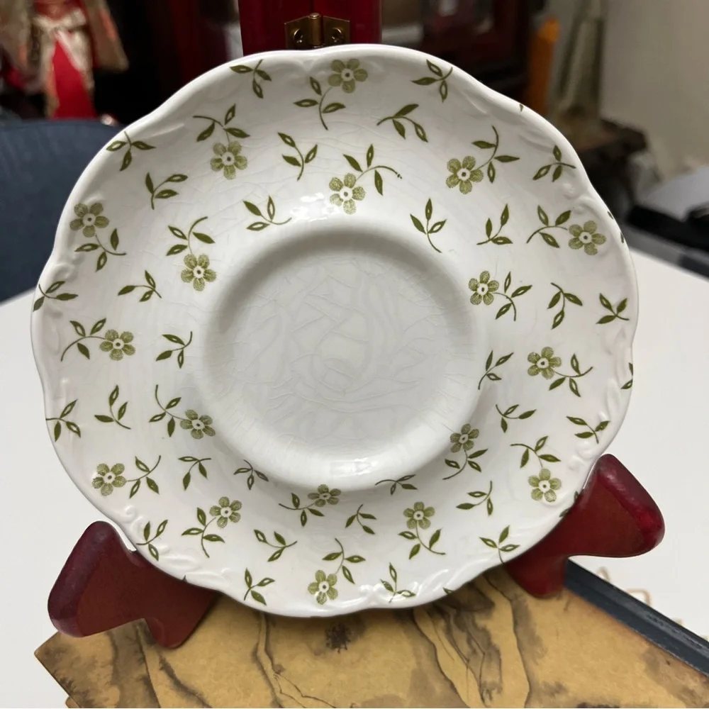 Vintage J&G Meakin “forget me‎ not” teacup saucer and bowl set